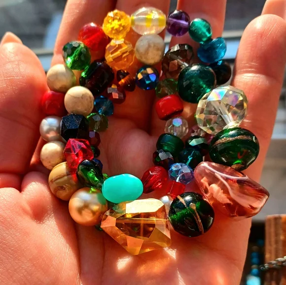 Beautiful necklace - Picture 4 of 6